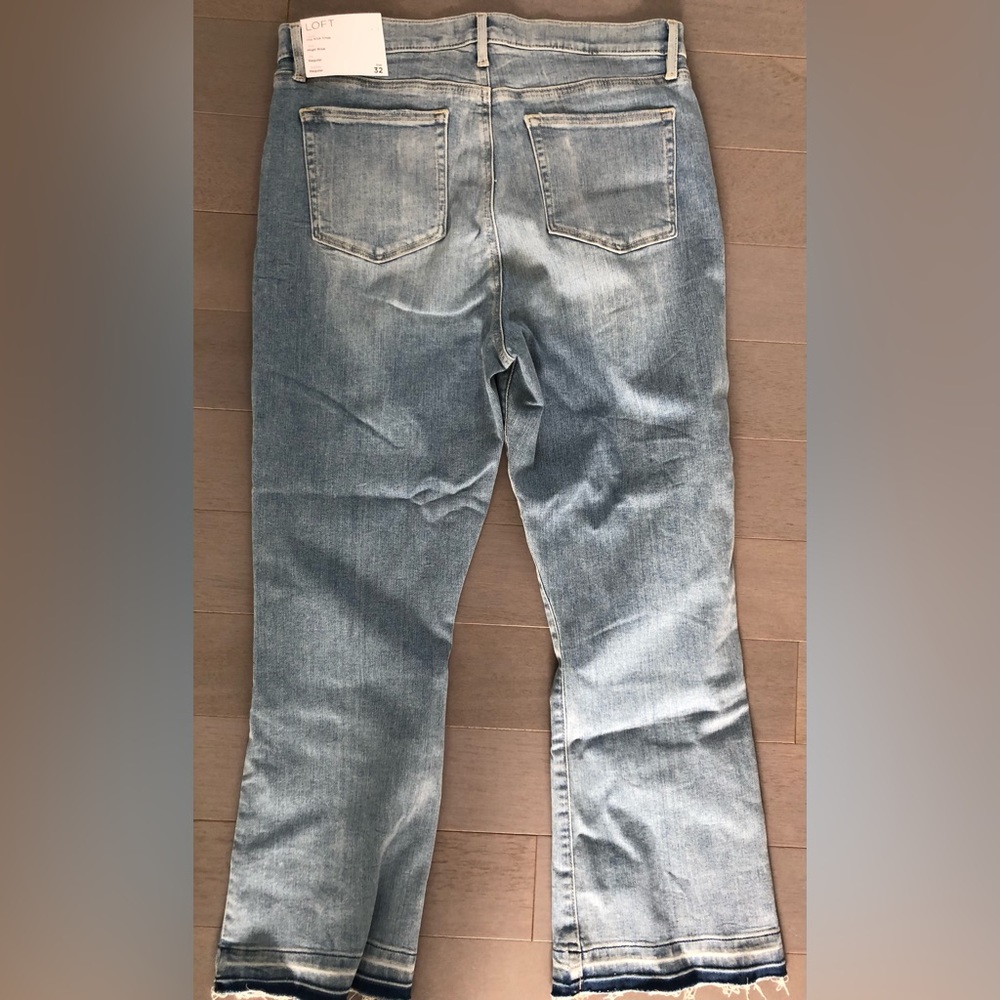 New loft button high rise crop jeans - Picture 3 of 4